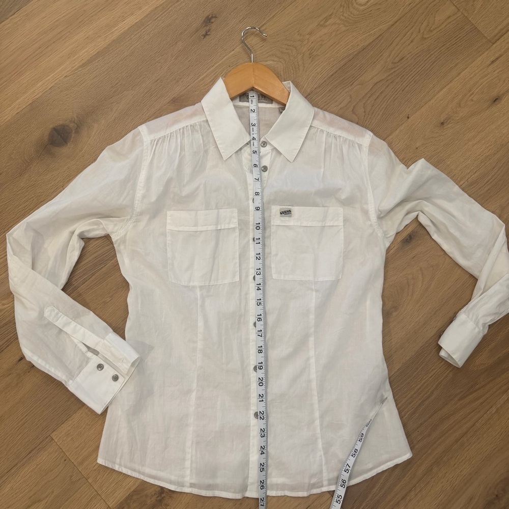 Guess White Long Sleeve Blouse – Size XS Classic Button-Up - Picture 6 of 7